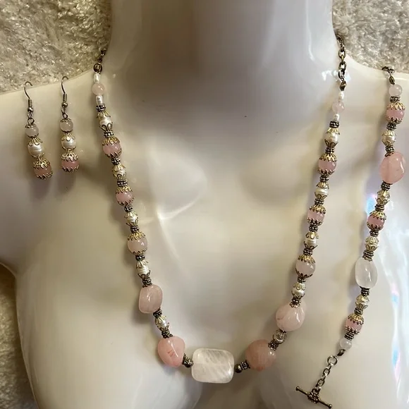 Women’s Beautiful Vintage Rose Quartz Cultured Pearls 3 piece set silver/gold - Picture 4 of 5